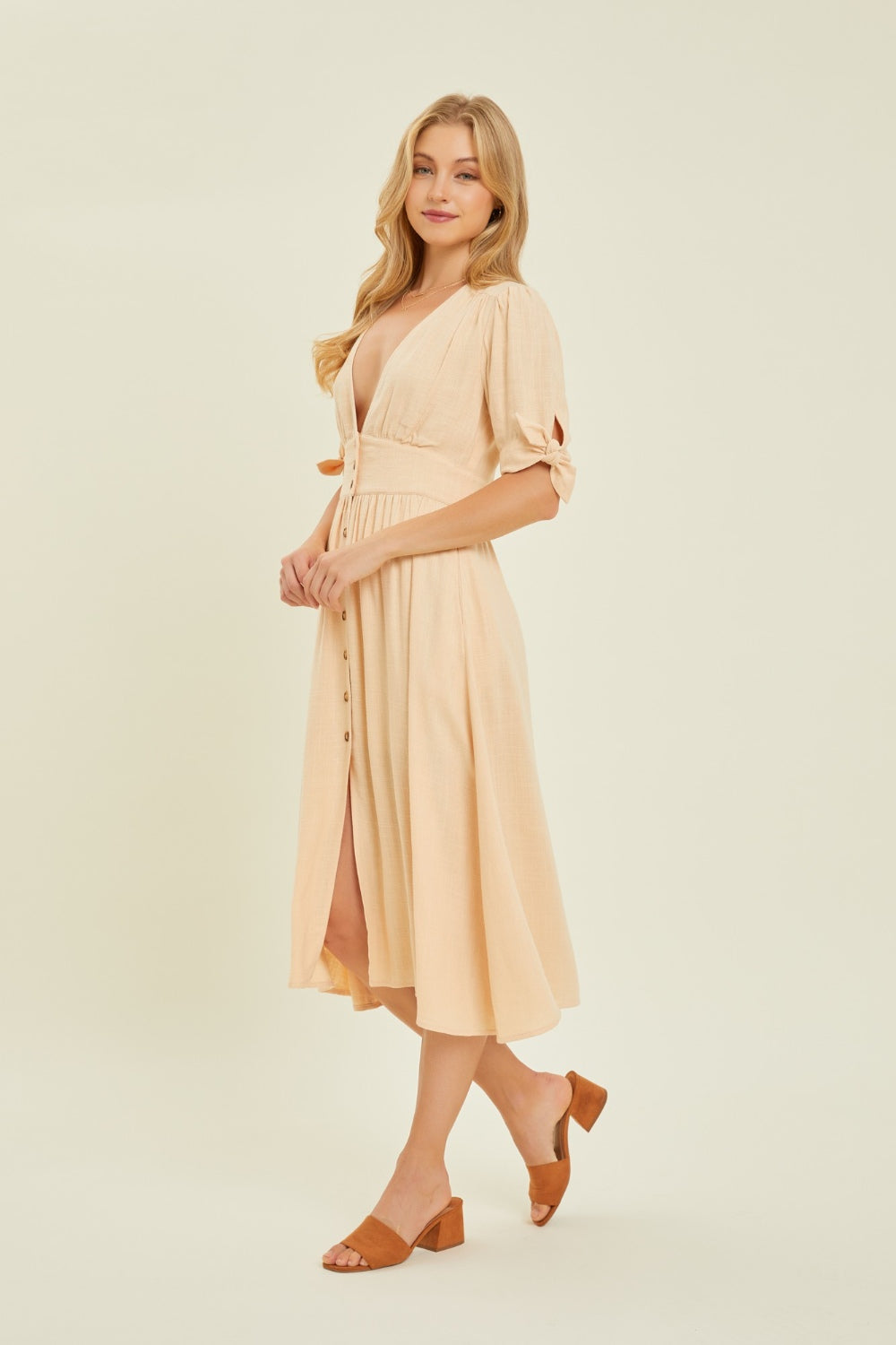 Women's Cream Linen Plunge V-Neck Button-Down Midi Dress