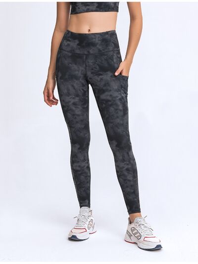 Waistband Printed Workout Leggings with Thigh Pockets