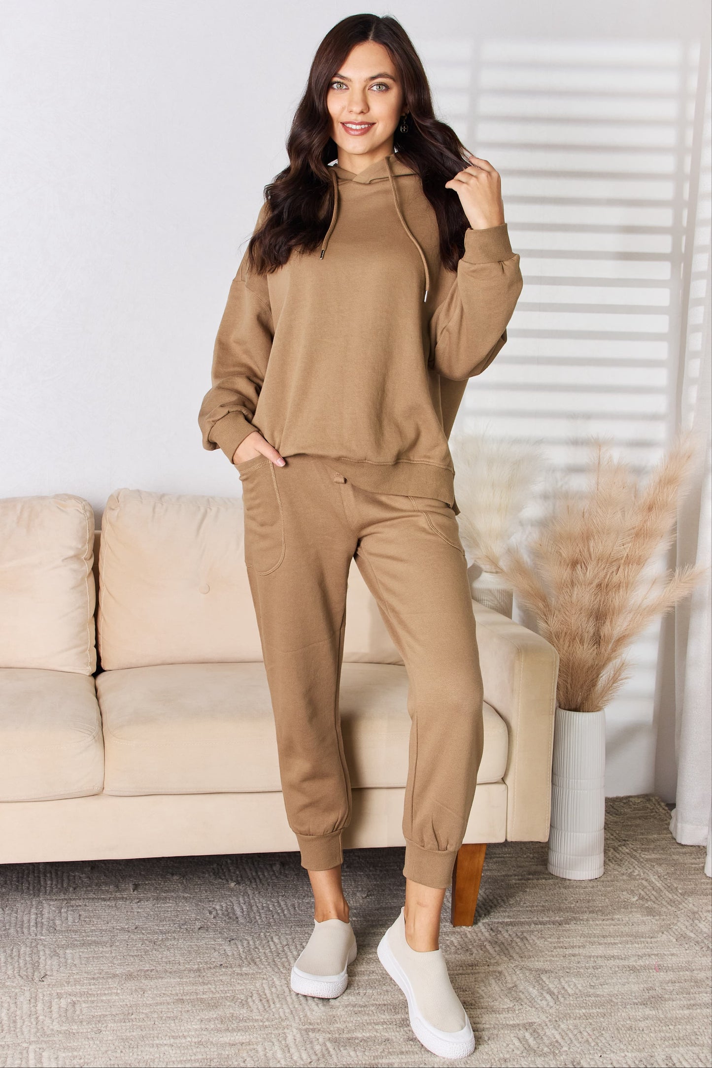 Women's Brown Capri Drawstring Jogger Sweatpants with Pockets